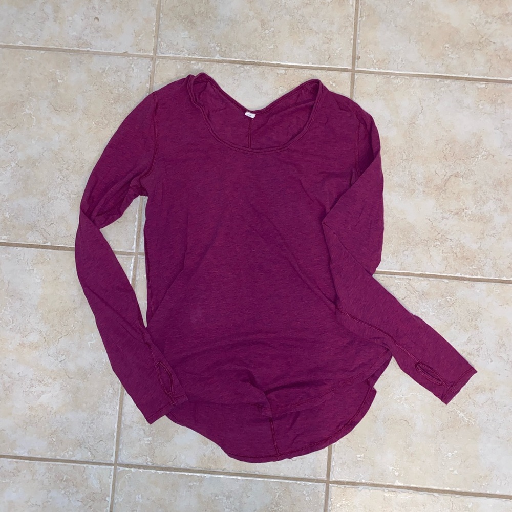 Lululemon on the move classic fit top